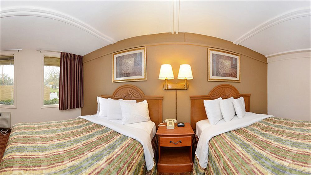 Spanish Trace Inn Athens Kültér fotó