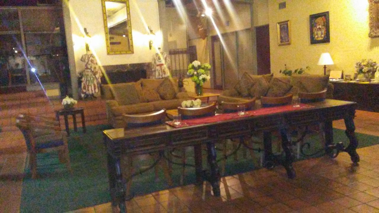 Spanish Trace Inn Athens Kültér fotó