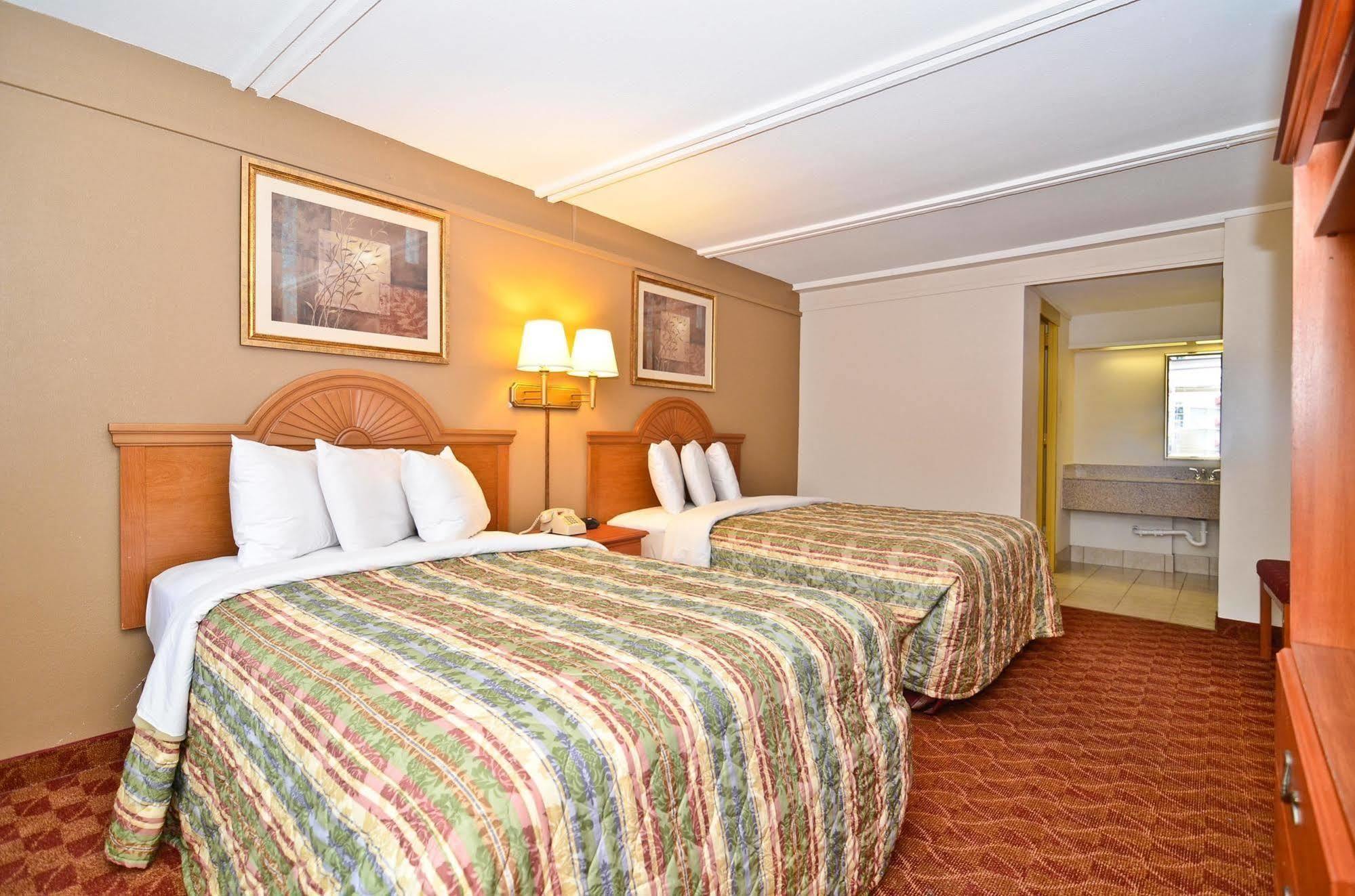 Spanish Trace Inn Athens Kültér fotó