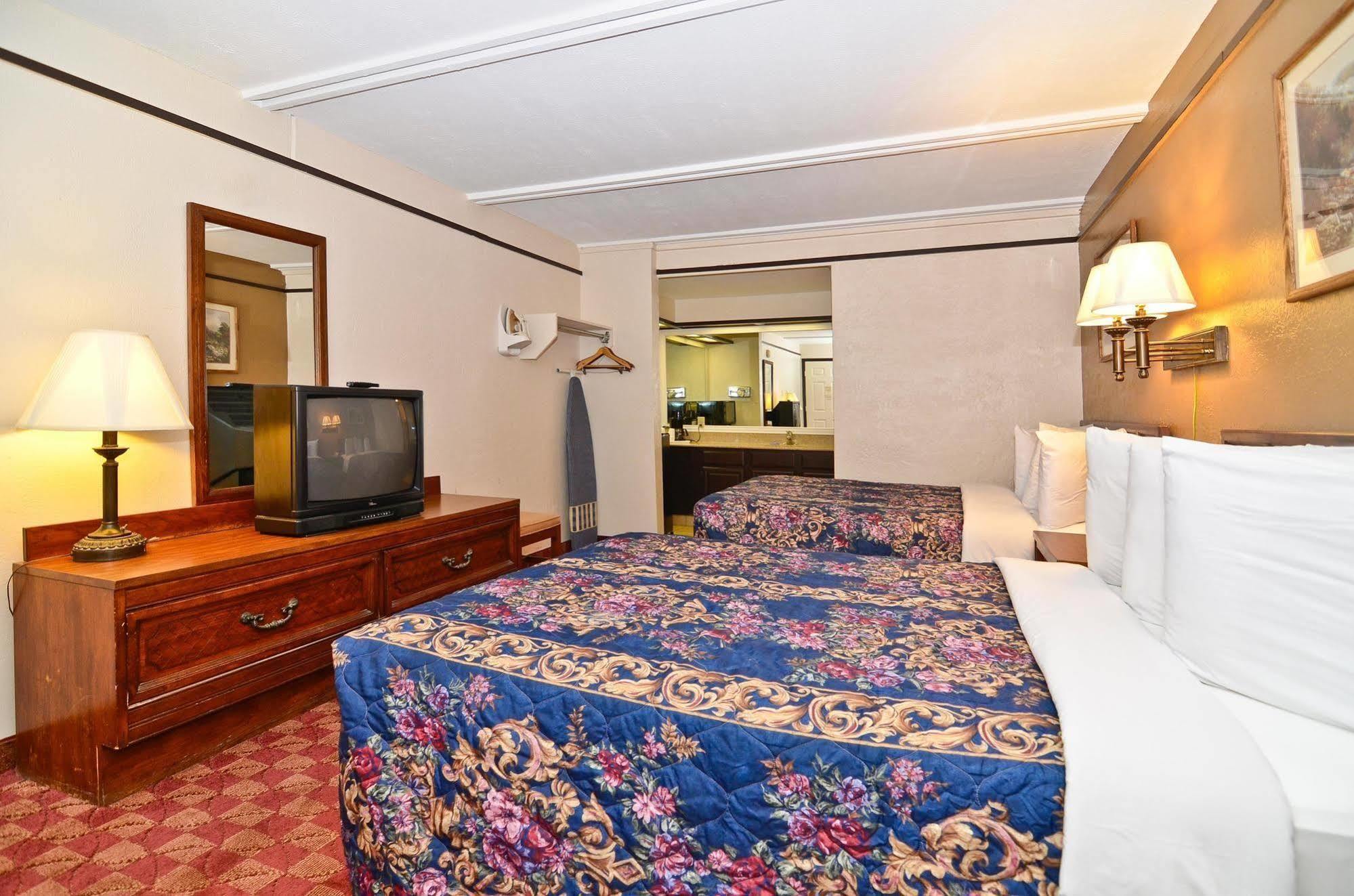 Spanish Trace Inn Athens Kültér fotó