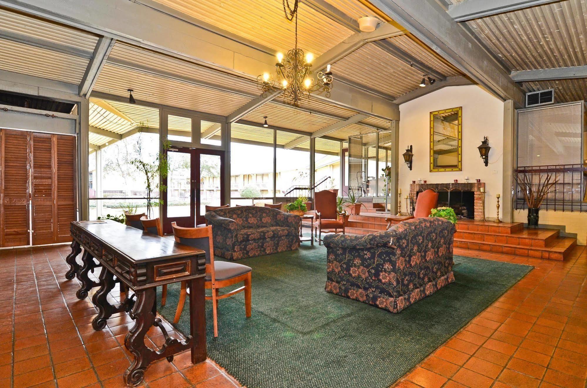 Spanish Trace Inn Athens Kültér fotó